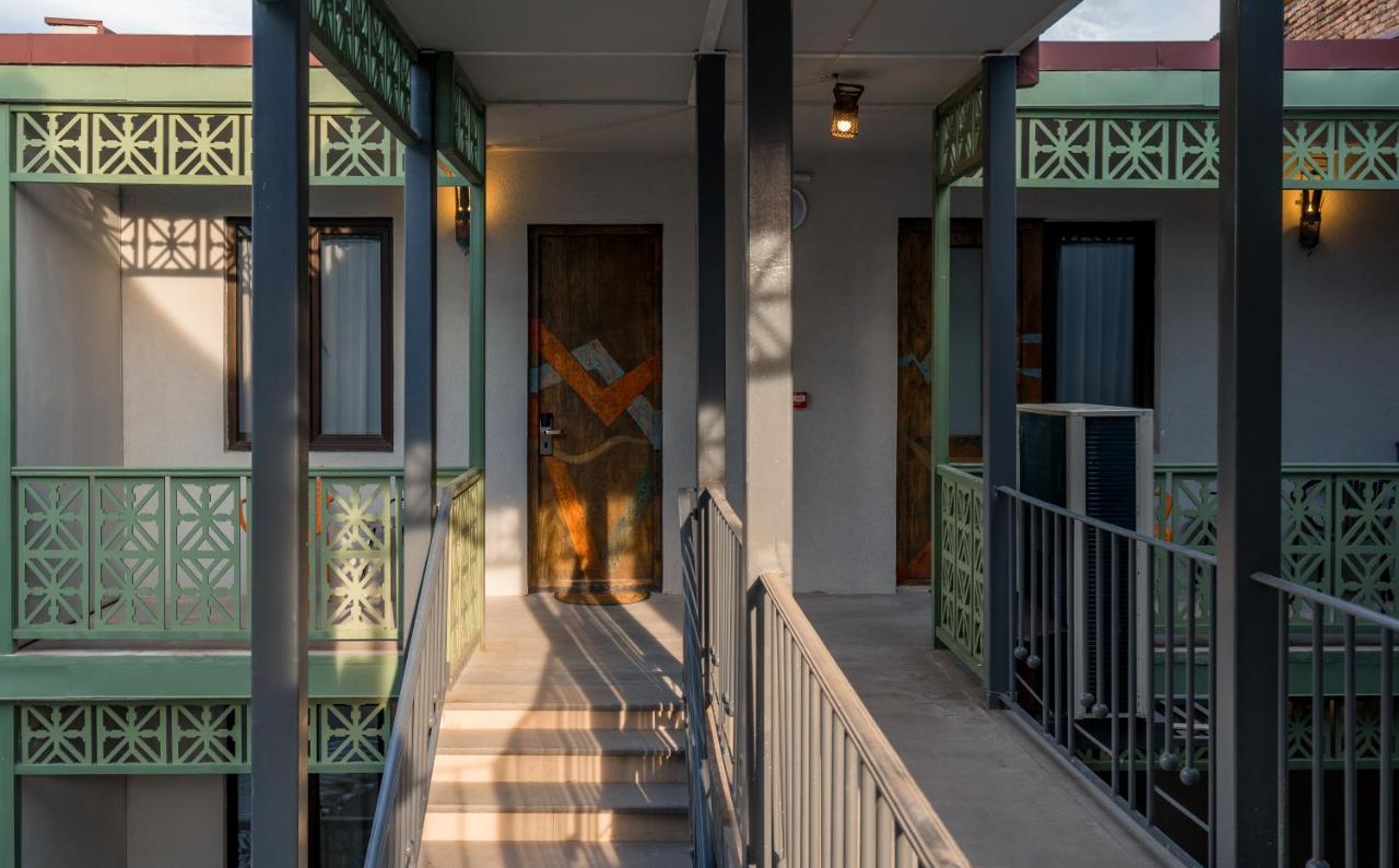 Boutique Kosher Hotel Tourfa Tbilisi Bagian luar foto