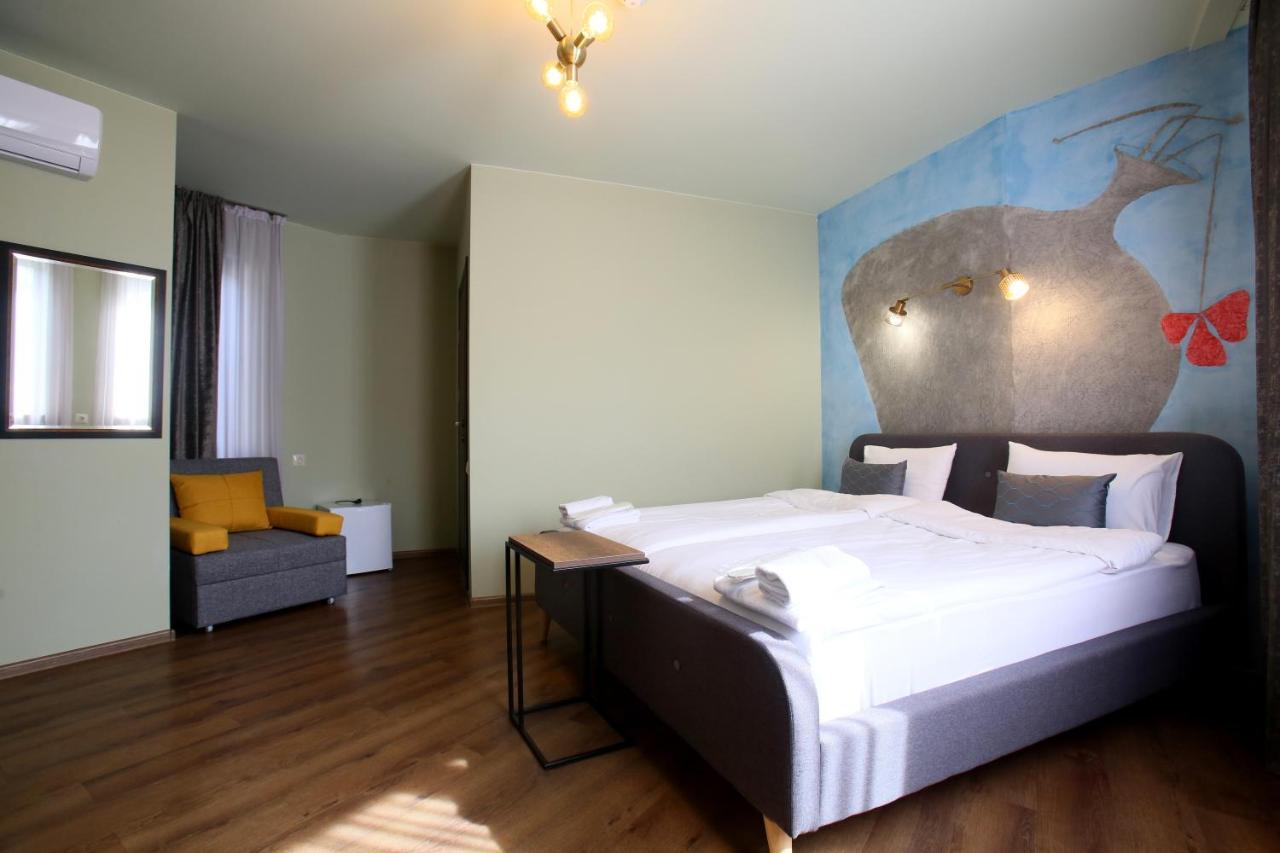 Boutique Kosher Hotel Tourfa Tbilisi Bagian luar foto